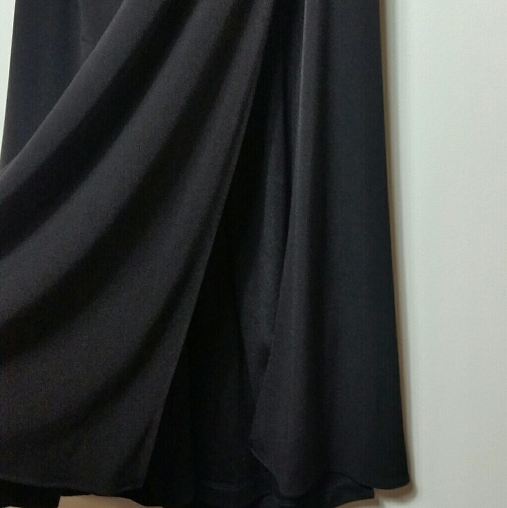Laundry by Shelli Segal gown - Picture 7 of 7